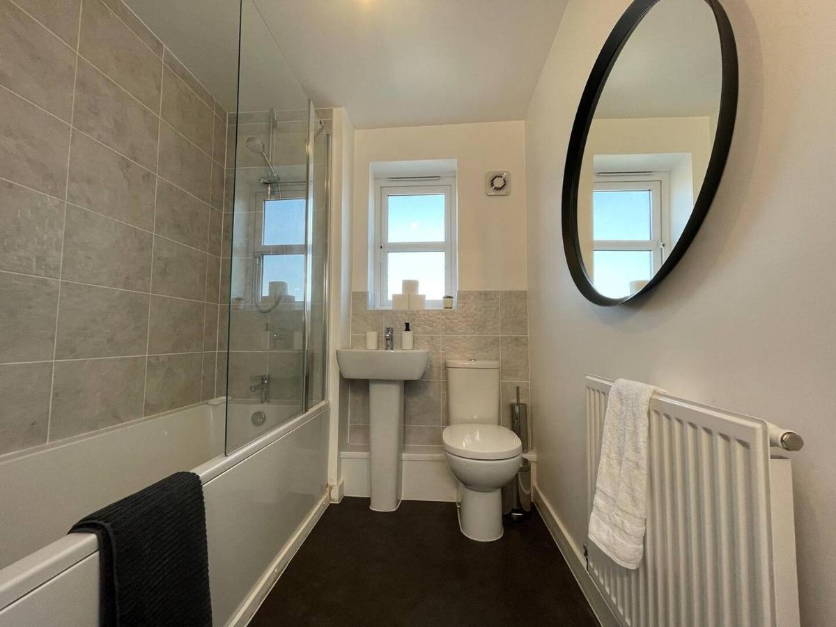 버밍엄 Cosy 2Br Retreat, Near Uni & Qe Hospital, Parking 아파트 외부 사진